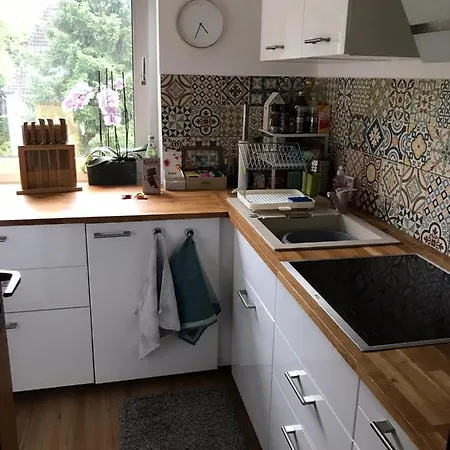 2-zi. In Bahnhofsnaehe - 24_7 Self-check-in *